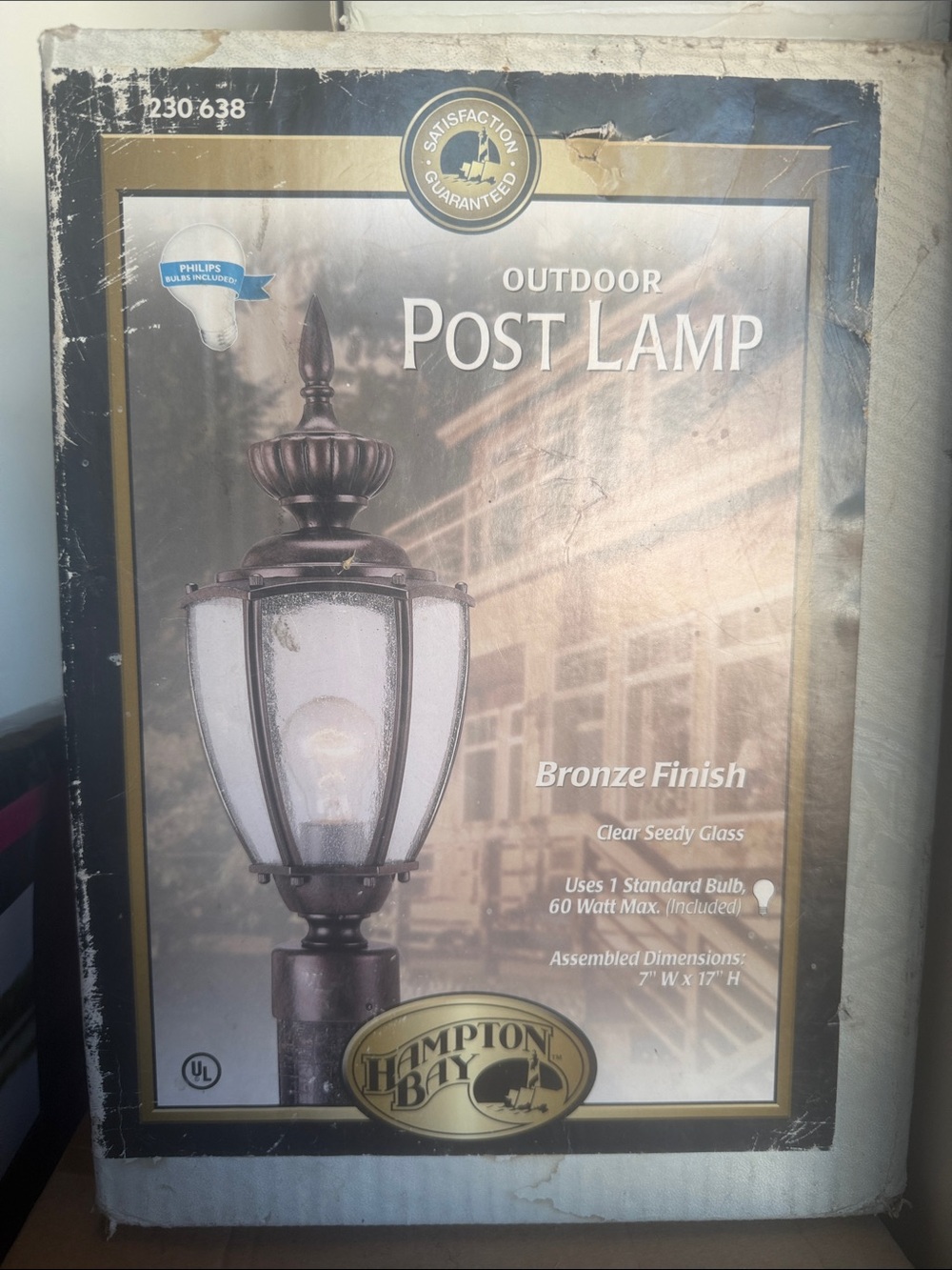 Hampton Bay Bronze Finish Outdoor Post Lamp - Bronze damaged box but new